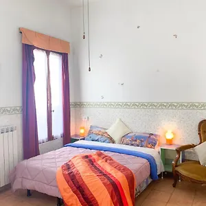  Bed and breakfast Pavarotti