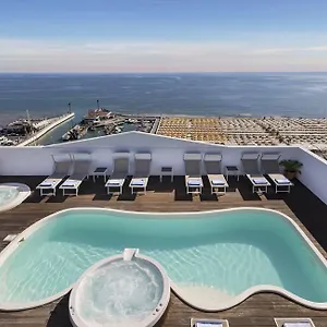 **** Hotel Nautico Italie